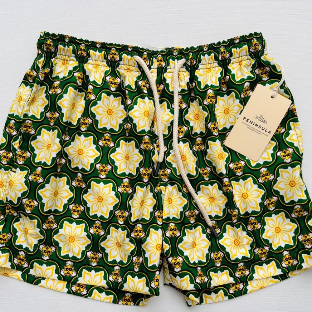 Peninsula Floral Print Swim Trunks Green / Yellow ( S )